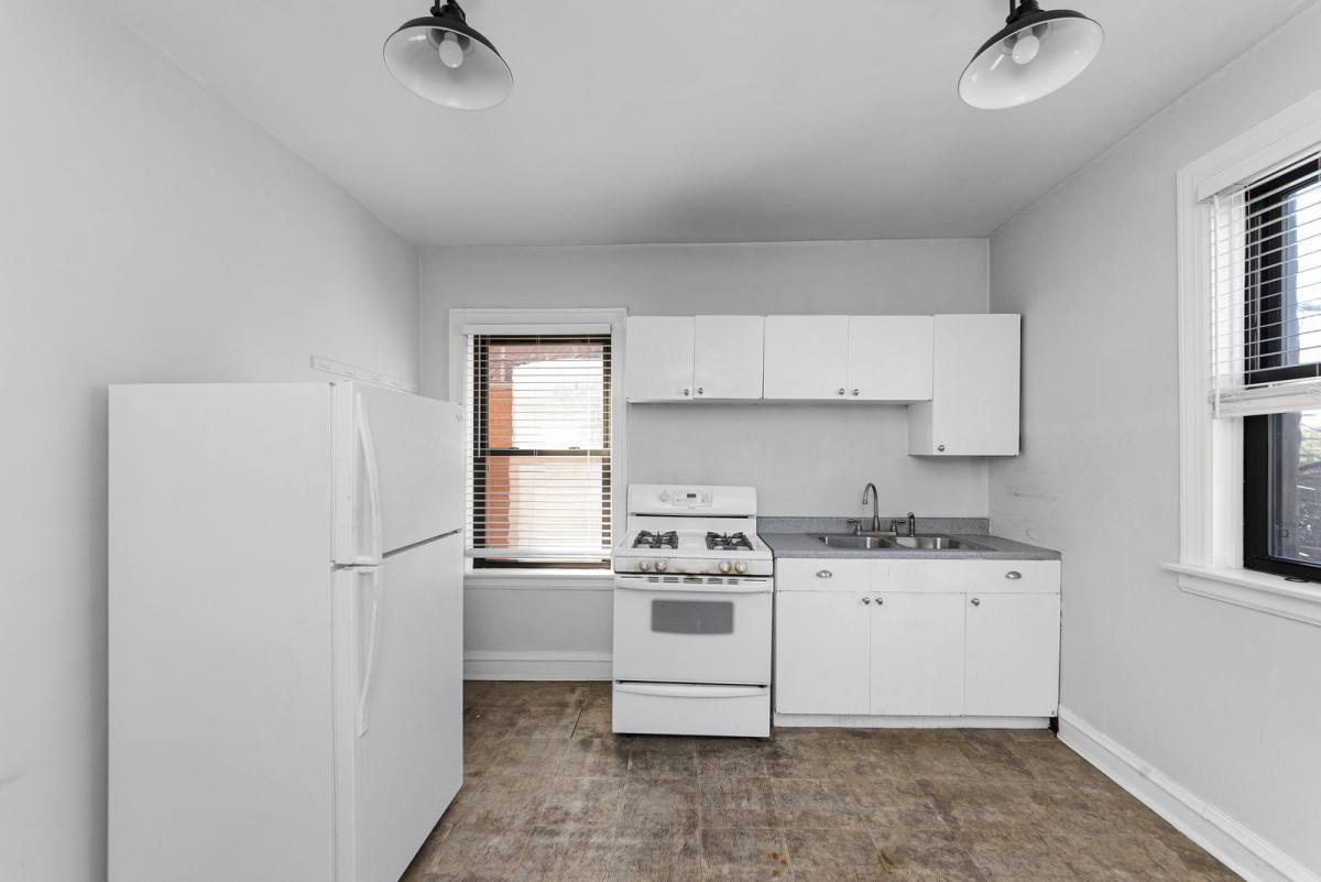 Apartment for rent at 2344 W School St #2, Chicago, IL 60618