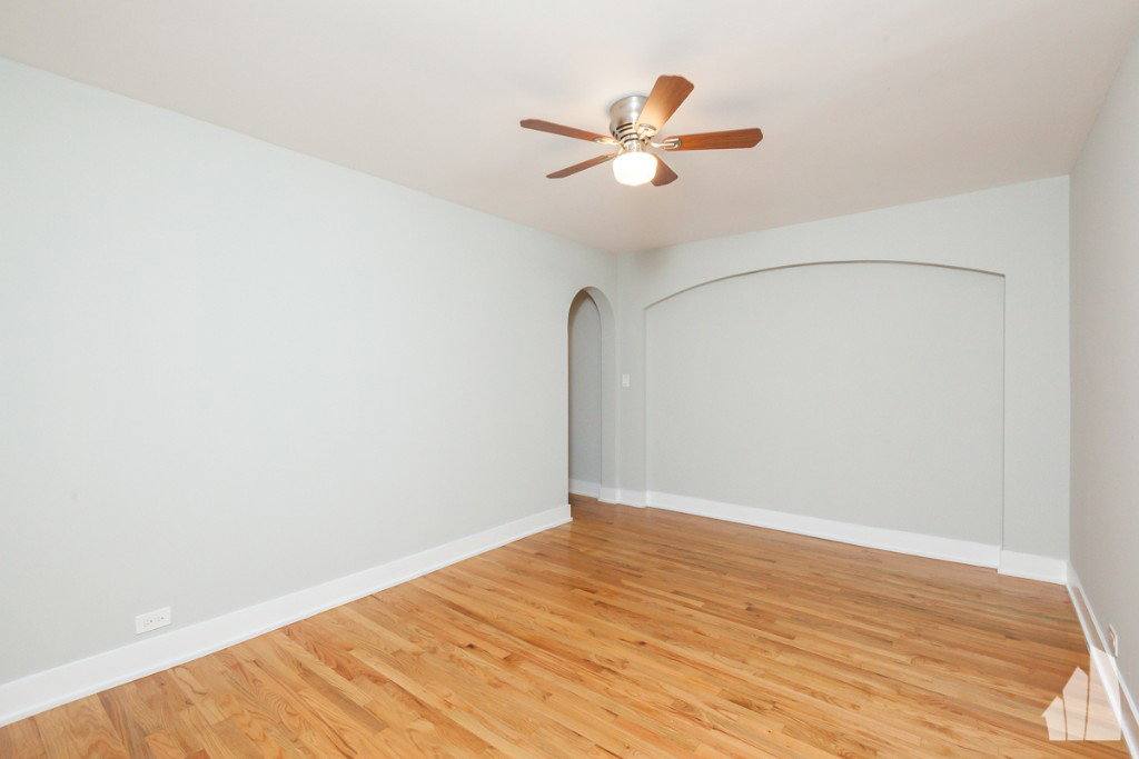 Apartment for rent at 425 W Roscoe St #406, Chicago, IL 60657