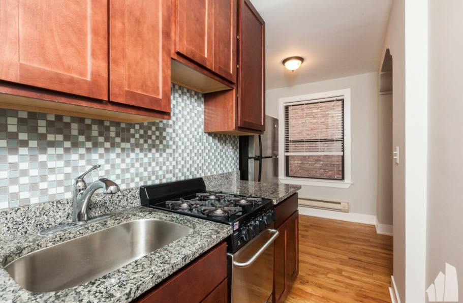 Apartment for rent at 425 W Roscoe St #406, Chicago, IL 60657