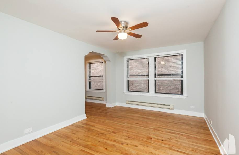 Apartment for rent at 425 W Roscoe St #406, Chicago, IL 60657