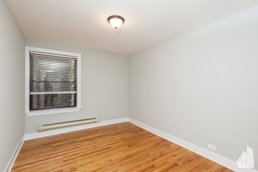 Apartment for rent at 425 W Roscoe St #406, Chicago, IL 60657