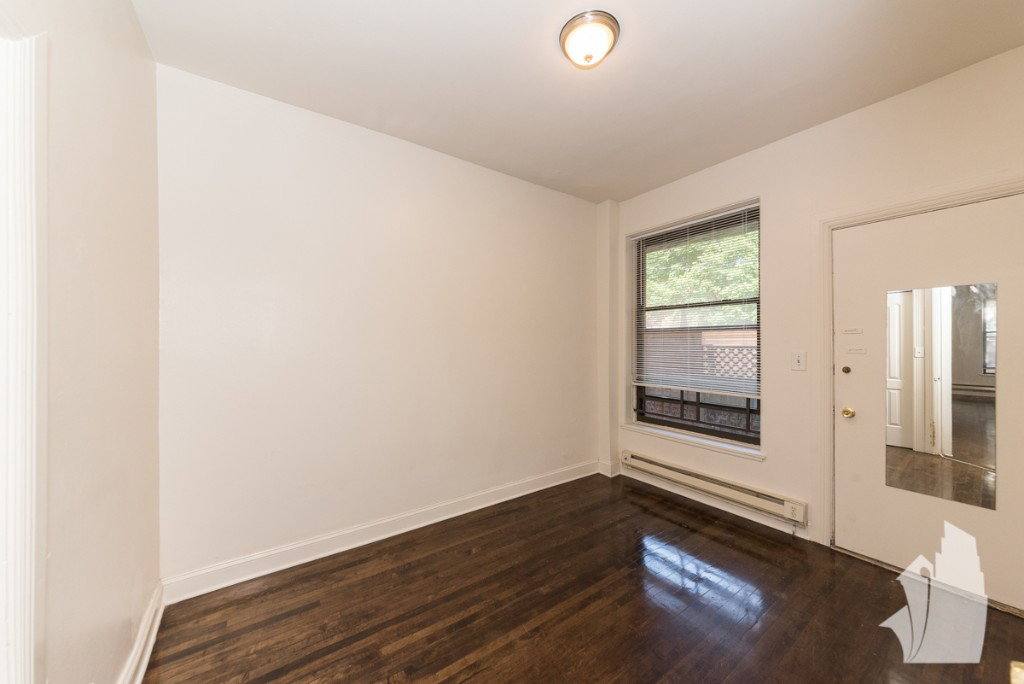 Apartment for rent at 2905 N Mildred Ave #854-1, Chicago, IL 60657