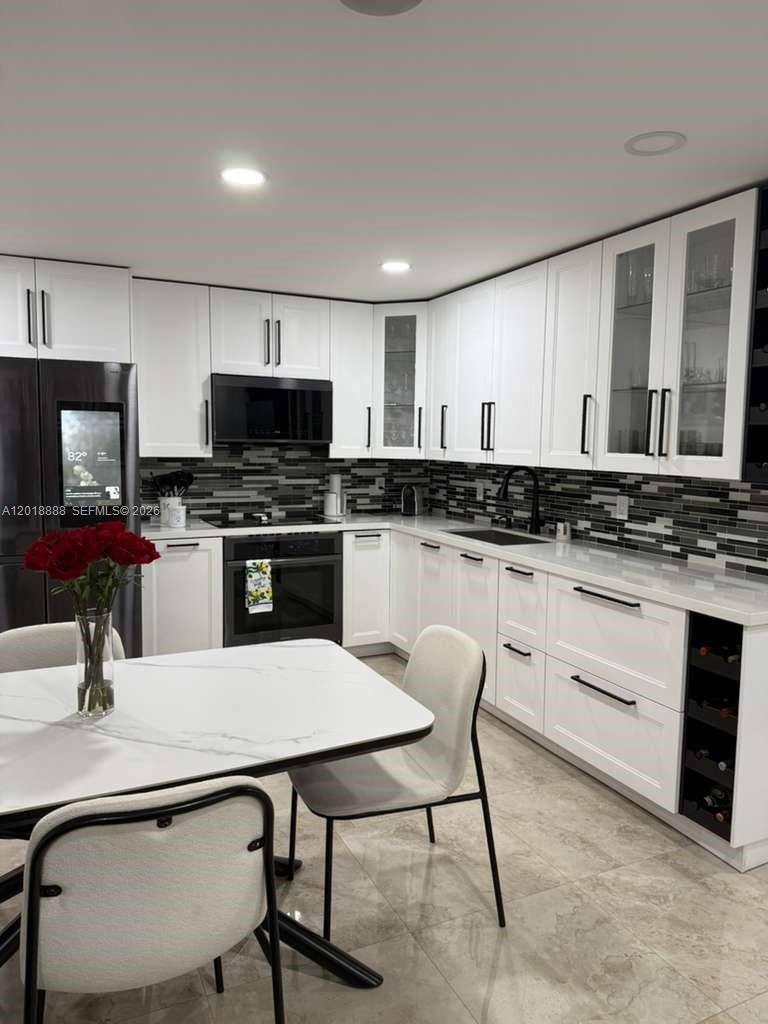 Townhouse for rent at 11115 W Okeechobee Rd, Hialeah, FL 33018