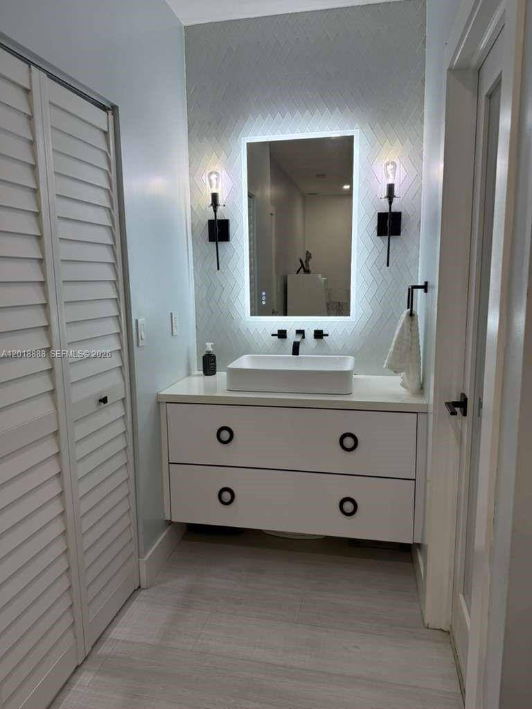 Townhouse for rent at 11115 W Okeechobee Rd, Hialeah, FL 33018
