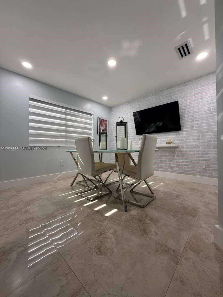 Townhouse for rent at 11115 W Okeechobee Rd, Hialeah, FL 33018