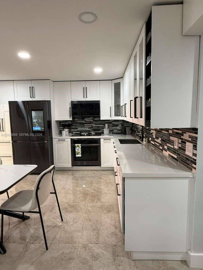 Townhouse for rent at 11115 W Okeechobee Rd, Hialeah, FL 33018
