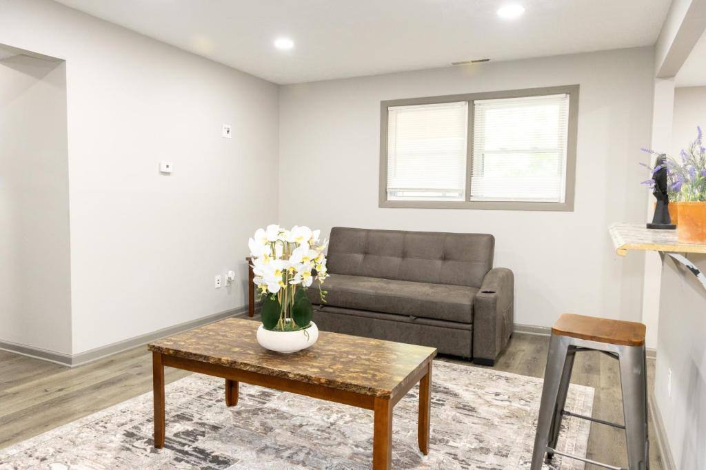 Apartment for rent at 696 Gordon Smith Blvd, Hamilton, OH 45011
