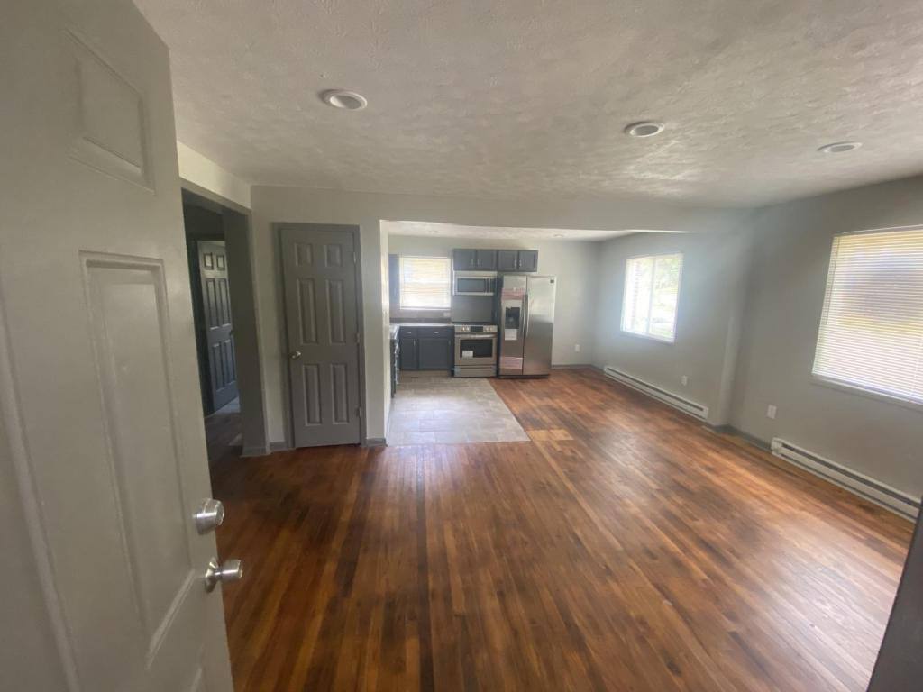 Apartment for rent at 412 Parkwood #4, Dayton, OH 45405