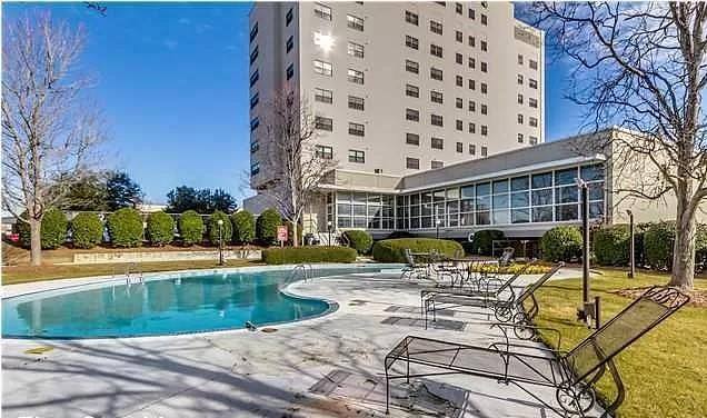2209 9th St #401, Tuscaloosa, AL 35401