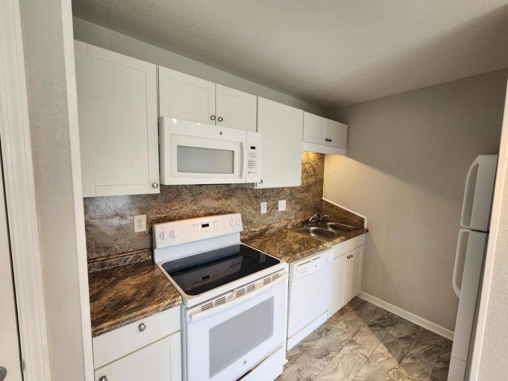 Condo for rent at 205 Double Eagle Dr #E1, Myrtle Beach, SC 29575