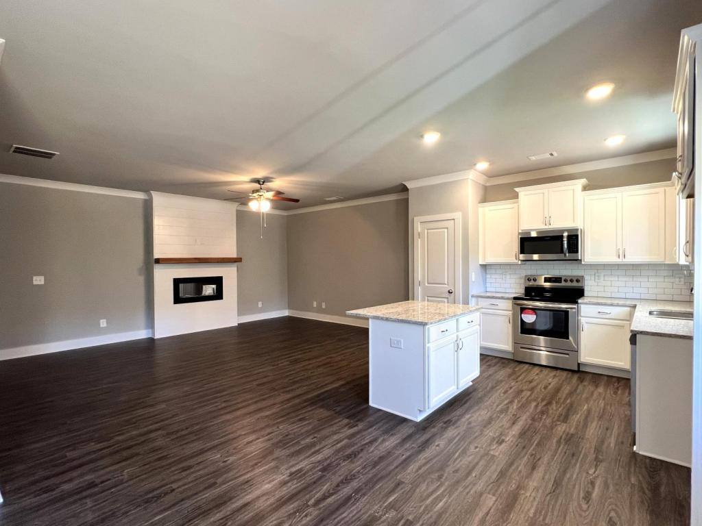 Townhouse for rent at 110 McAllister Rd, Cornelia, GA 30531