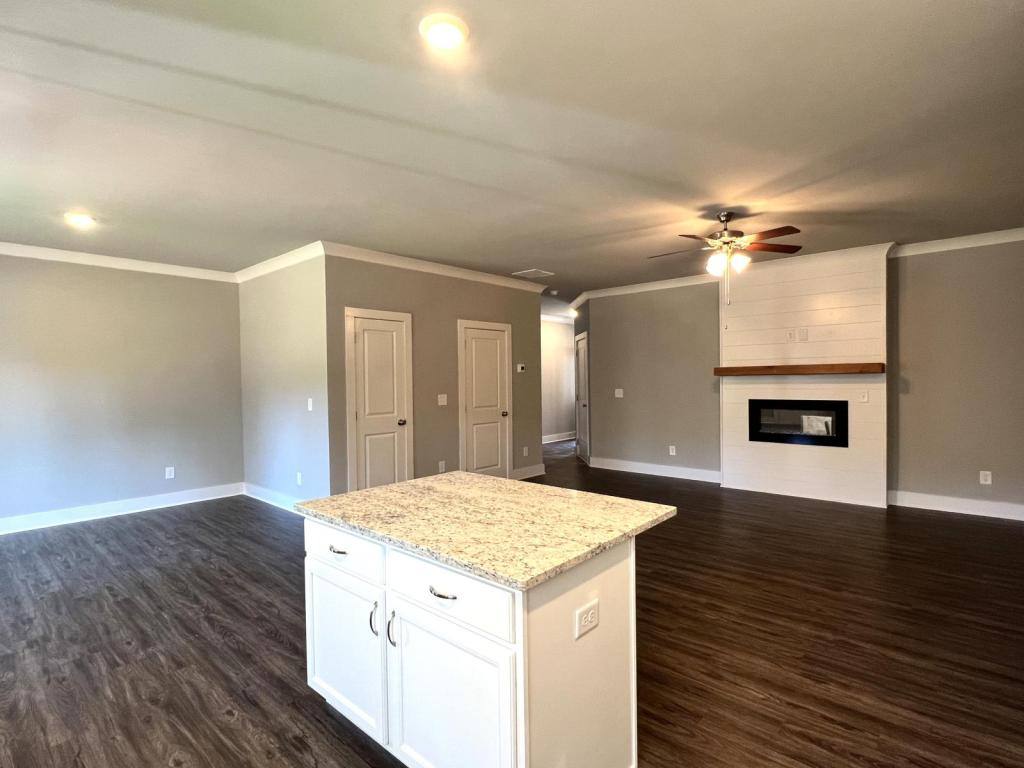Townhouse for rent at 110 McAllister Rd, Cornelia, GA 30531