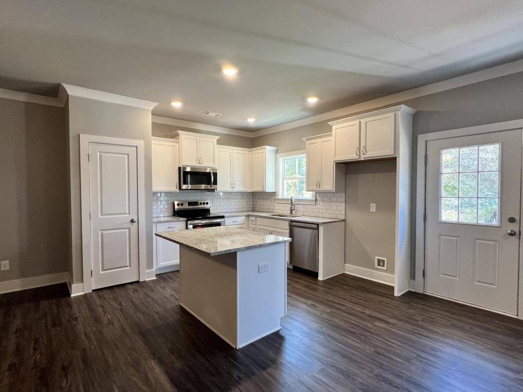 Townhouse for rent at 110 McAllister Rd, Cornelia, GA 30531
