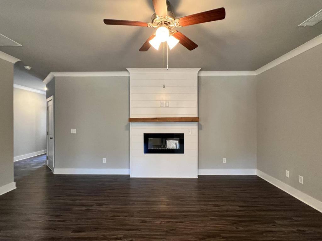 Townhouse for rent at 110 McAllister Rd, Cornelia, GA 30531