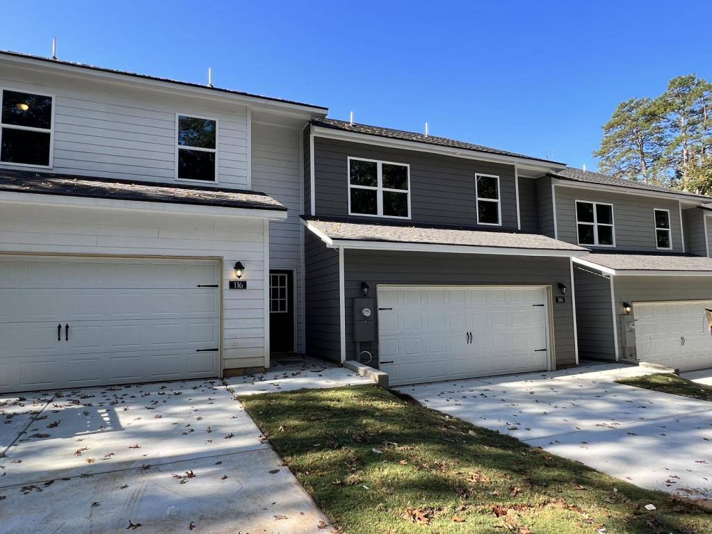 Townhouse for rent at 110 McAllister Rd, Cornelia, GA 30531