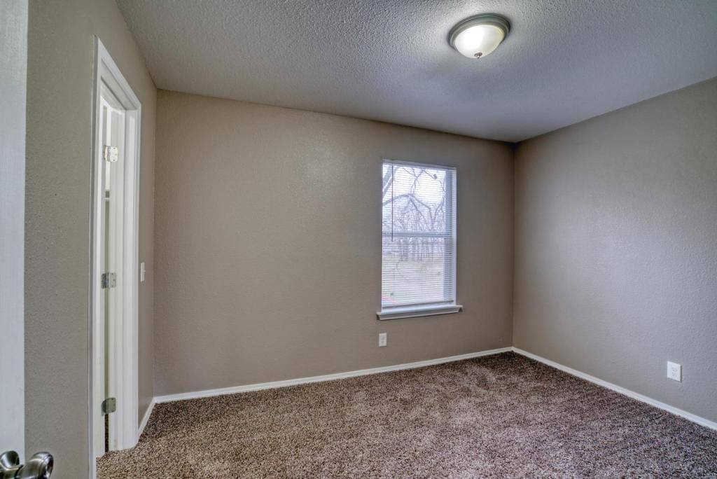 Townhouse for rent at 256 Hinton Blvd, Mannford, OK 74044