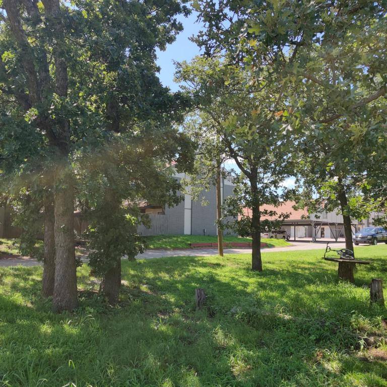 Townhouse for rent at 256 Hinton Blvd, Mannford, OK 74044