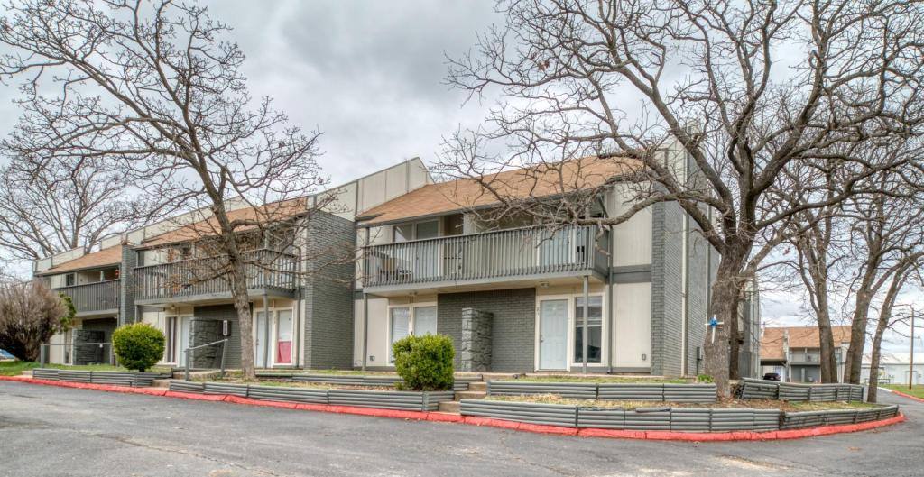 Townhouse for rent at 256 Hinton Blvd, Mannford, OK 74044
