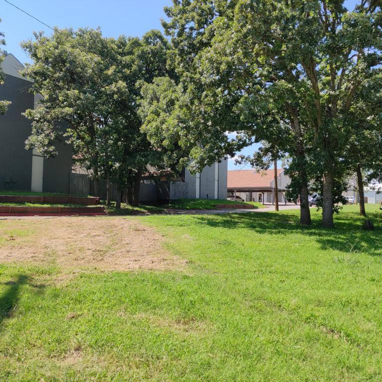 Townhouse for rent at 256 Hinton Blvd, Mannford, OK 74044