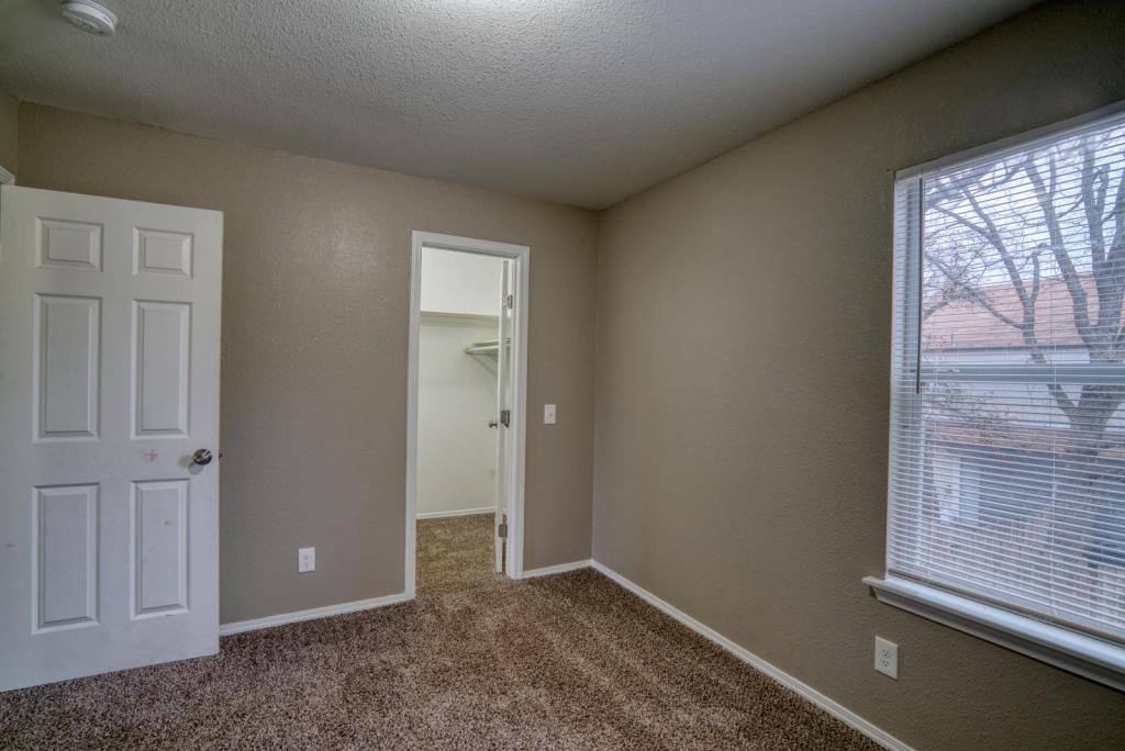 Townhouse for rent at 256 Hinton Blvd, Mannford, OK 74044