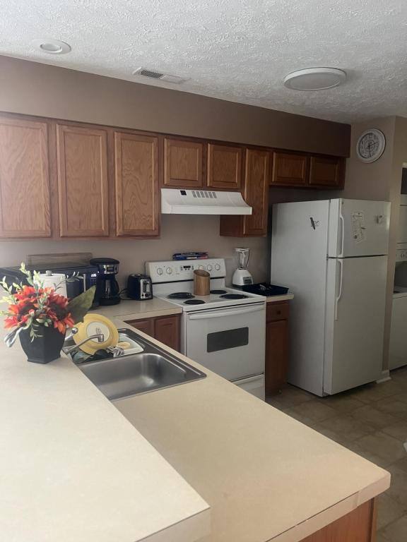 House for rent at 549 White River Dr, 14C, Myrtle Beach, SC 29579