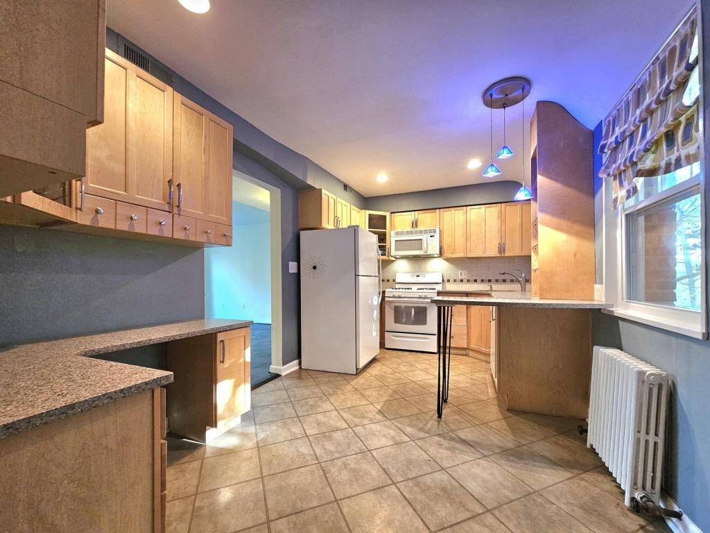 Apartment for rent at 1400 12th St N #2, Arlington, VA 22209
