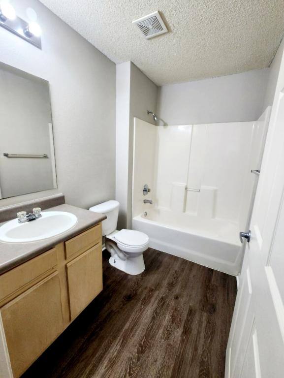 Apartment for rent at 2109 N Main St #201, Muskogee, OK 74401