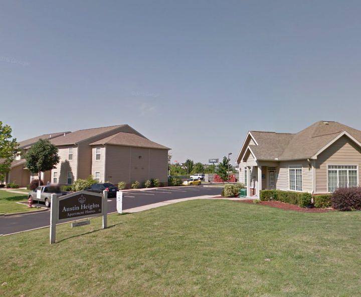 Apartment for rent at 2109 N Main St #201, Muskogee, OK 74401