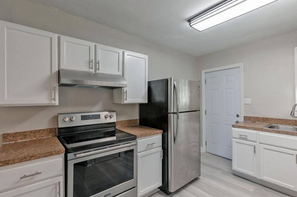 House for rent at 2036 W 11th St, Jacksonville, FL 32209