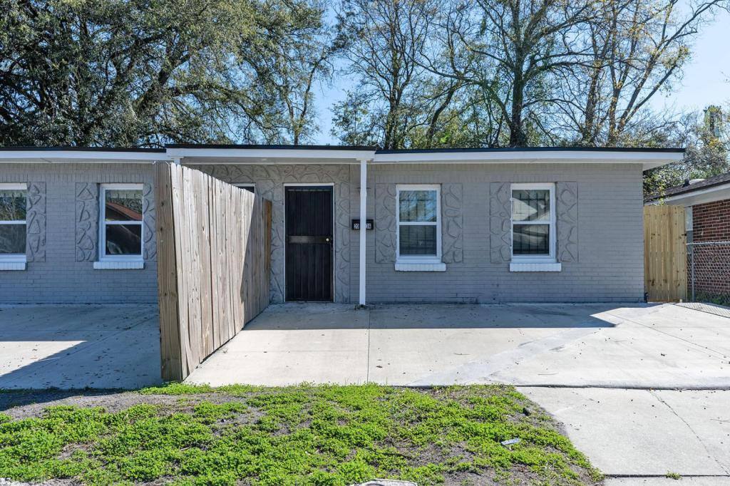 House for rent at 2036 W 11th St, Jacksonville, FL 32209