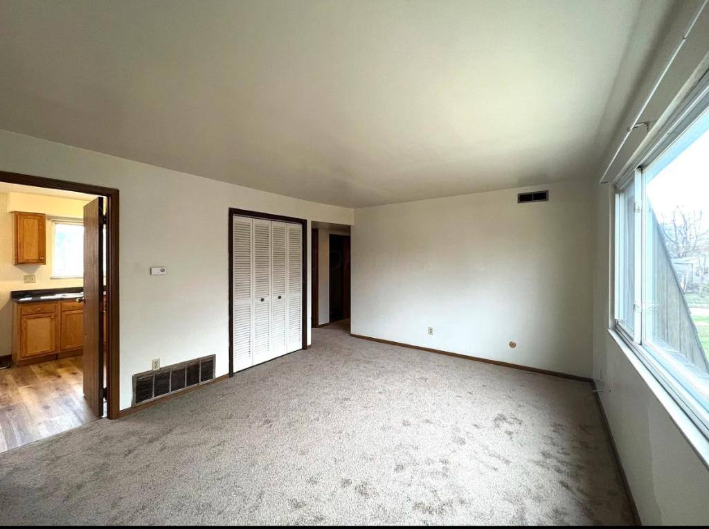 House for rent at 1439 E Hudson St, Columbus, OH 43211
