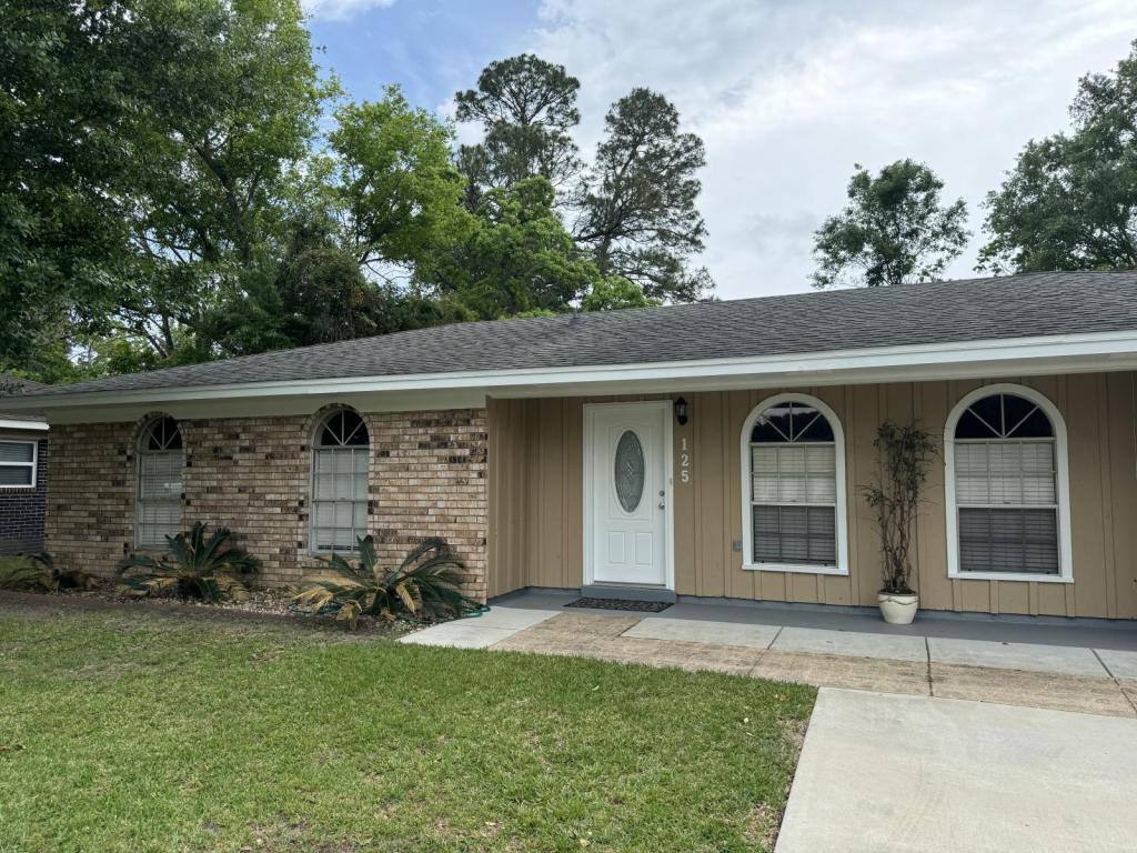 House for rent at 125 Brentwood Blvd, Gulfport, MS 39503