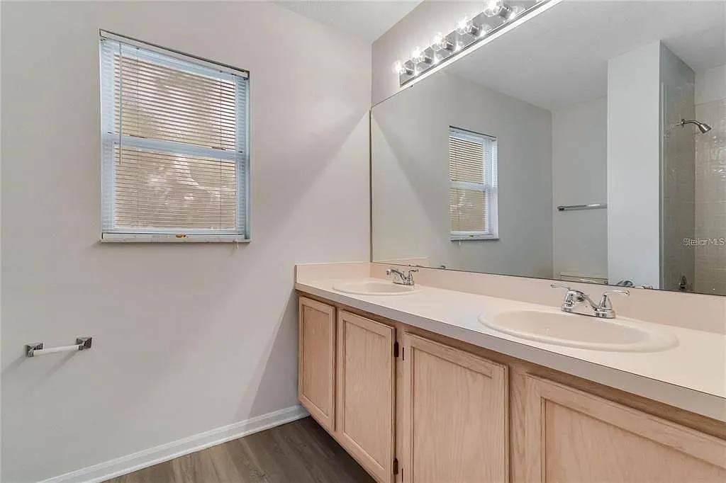 House for rent at 2833 Falling Tree Circle, Orlando, FL 32837