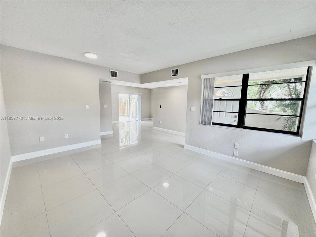 Townhouse for rent at 3840 SW 52nd Ave, Hollywood, FL 33023