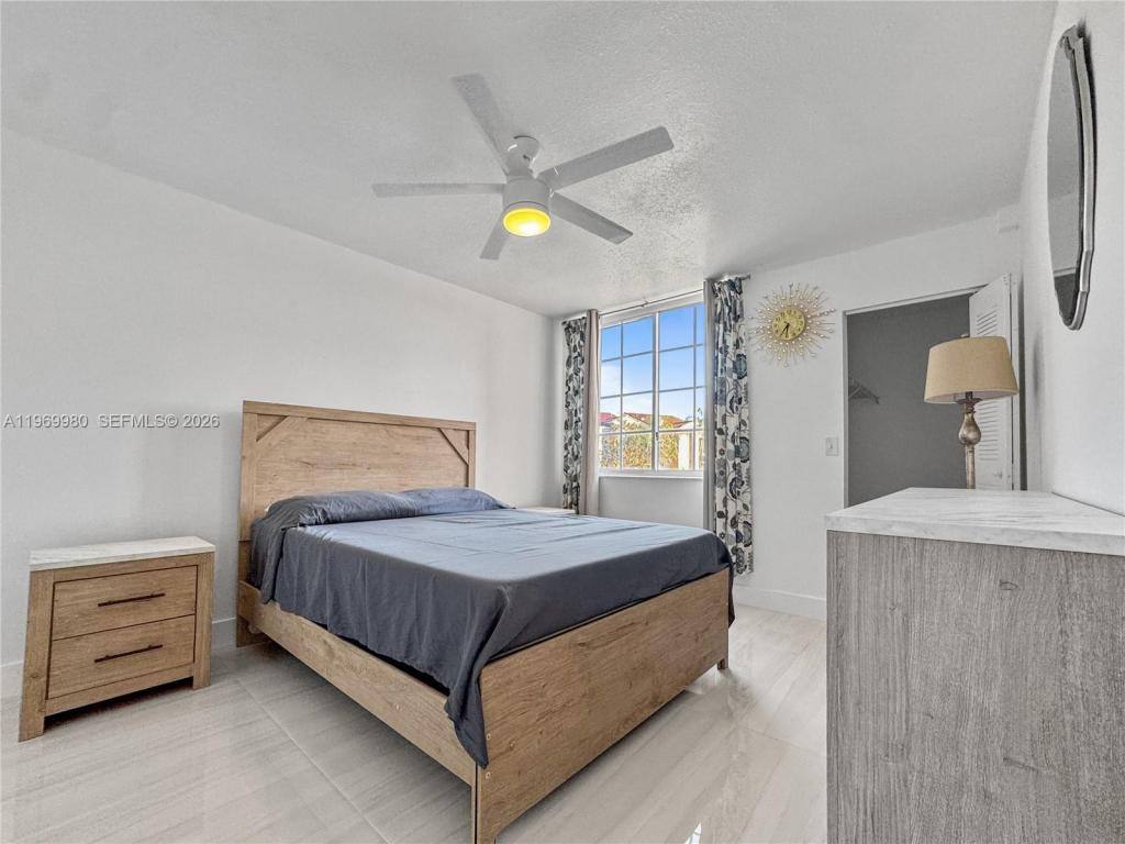 Apartment for rent at 2123 Renaissance Blvd, Hollywood, FL 33025