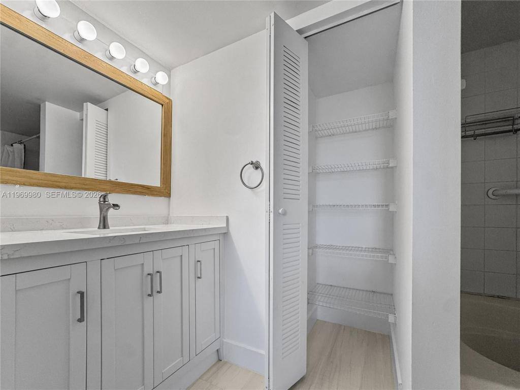 Apartment for rent at 2123 Renaissance Blvd, Hollywood, FL 33025