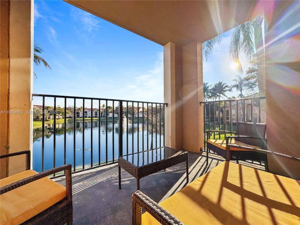 Apartment for rent at 2123 Renaissance Blvd, Hollywood, FL 33025