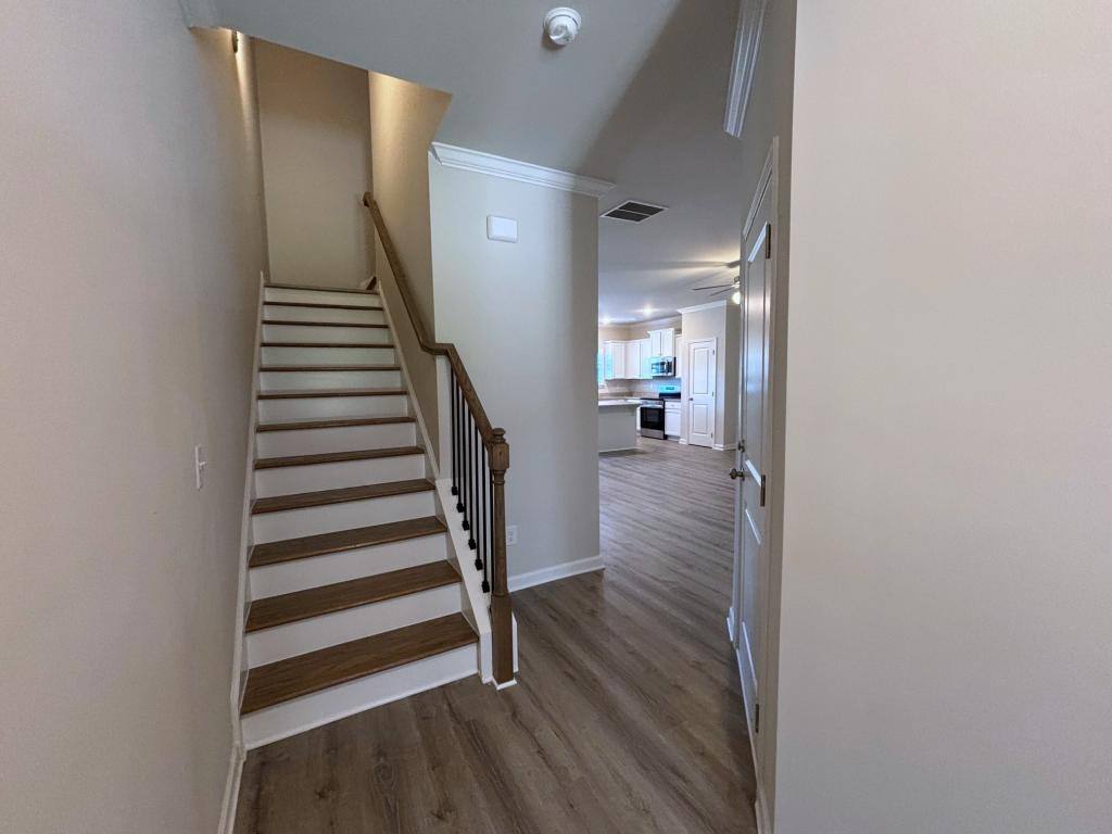 Townhouse for rent at 200-B Harvest Ridge Lane, Cornelia, GA 30531