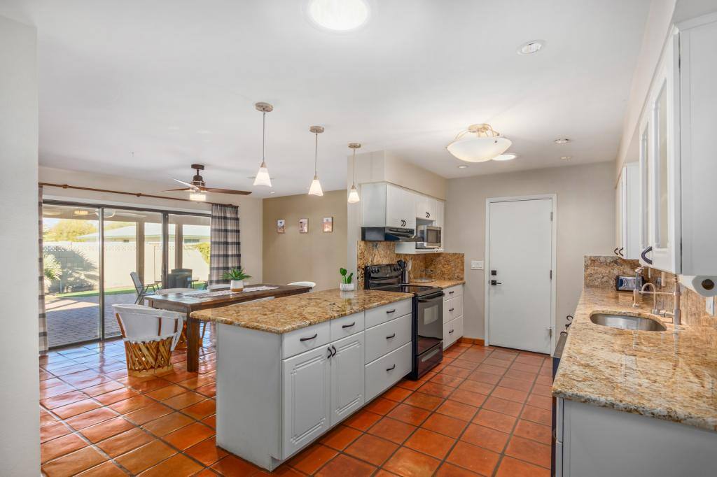 House for rent at 1028 E Hermosa Dr, Tempe, AZ 85282