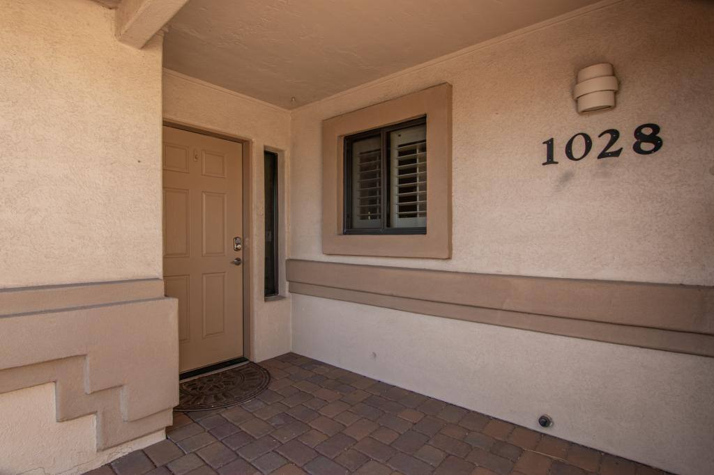 House for rent at 1028 E Hermosa Dr, Tempe, AZ 85282