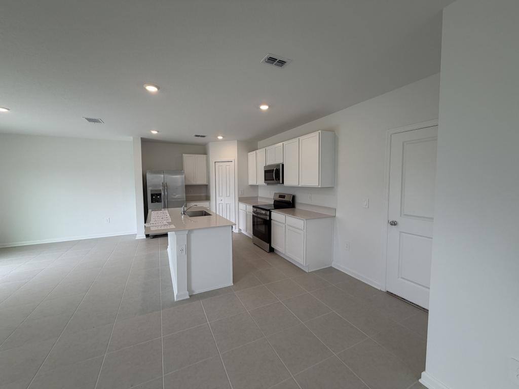 House for rent at 2470 Hallow Garden Rd, Eustis, FL 32726