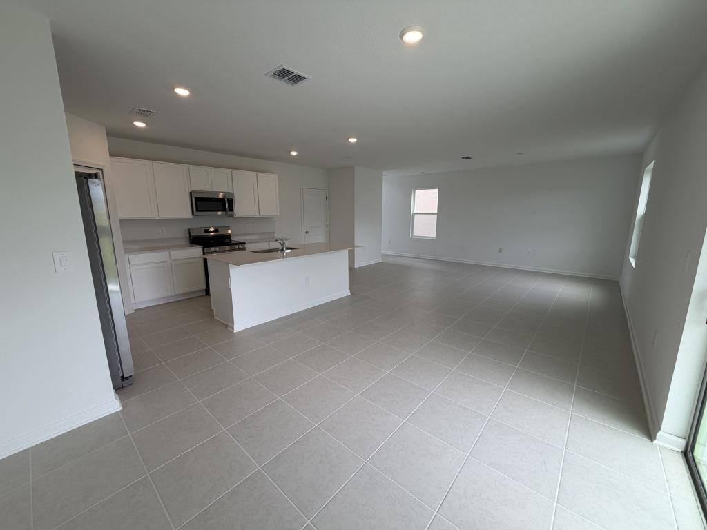 House for rent at 2470 Hallow Garden Rd, Eustis, FL 32726