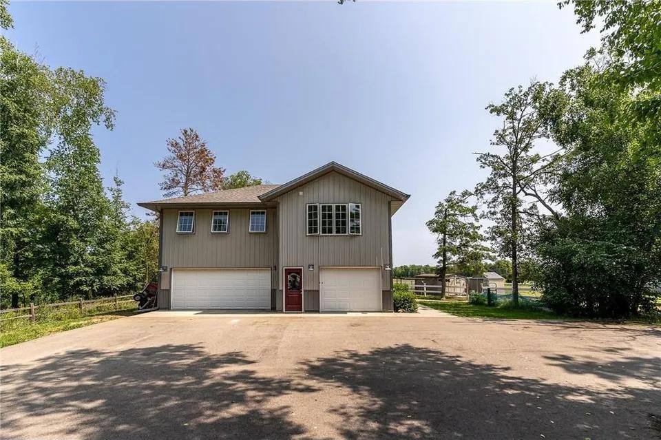 House for rent at 10010 Strawberry Lake Rd, Pequot Lakes, MN 56472