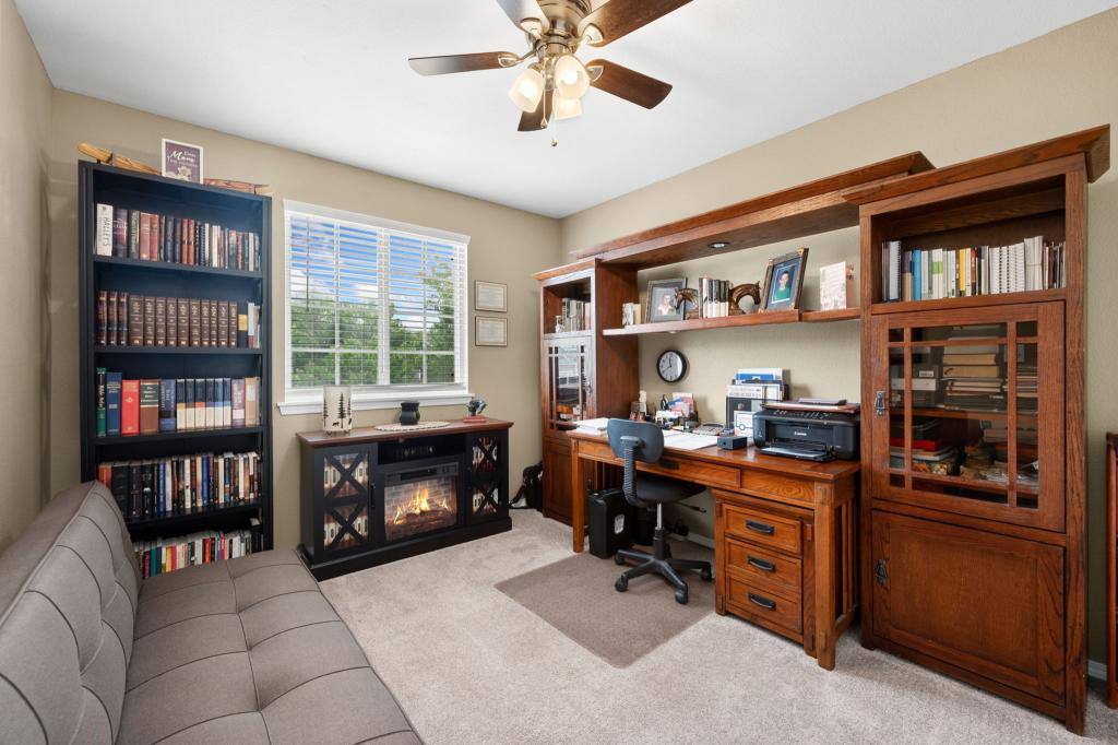 House for rent at 2109 Blue Wing Dr, Johnstown, CO 80534
