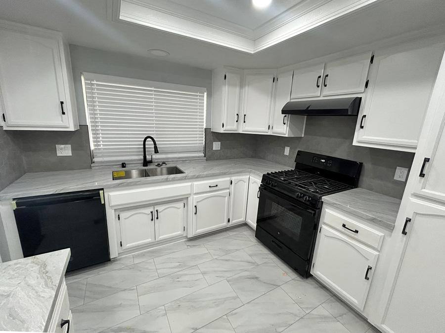 House for rent at 17530 Aspen St, Hesperia, CA 92345