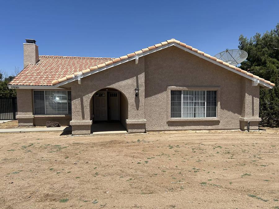 House for rent at 17530 Aspen St, Hesperia, CA 92345