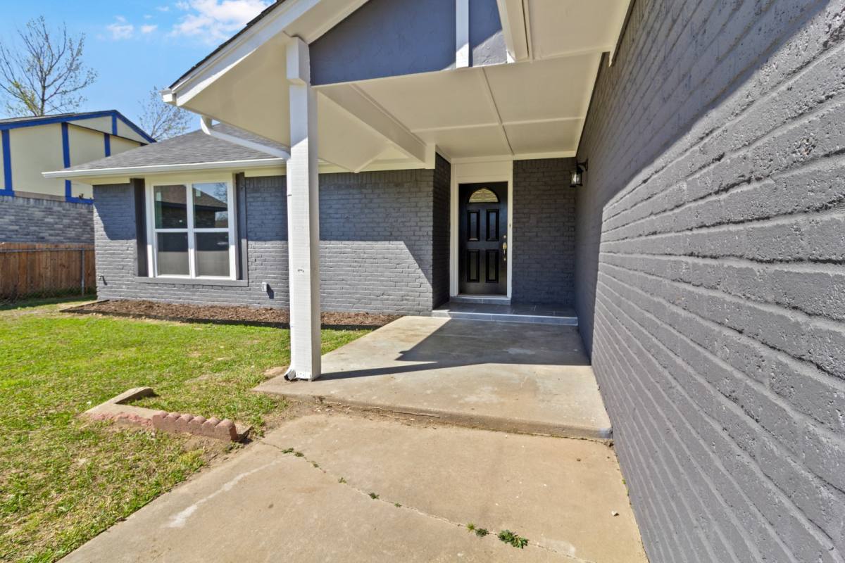 House for rent at 8418 N 117th E Ave, Owasso, OK 74055