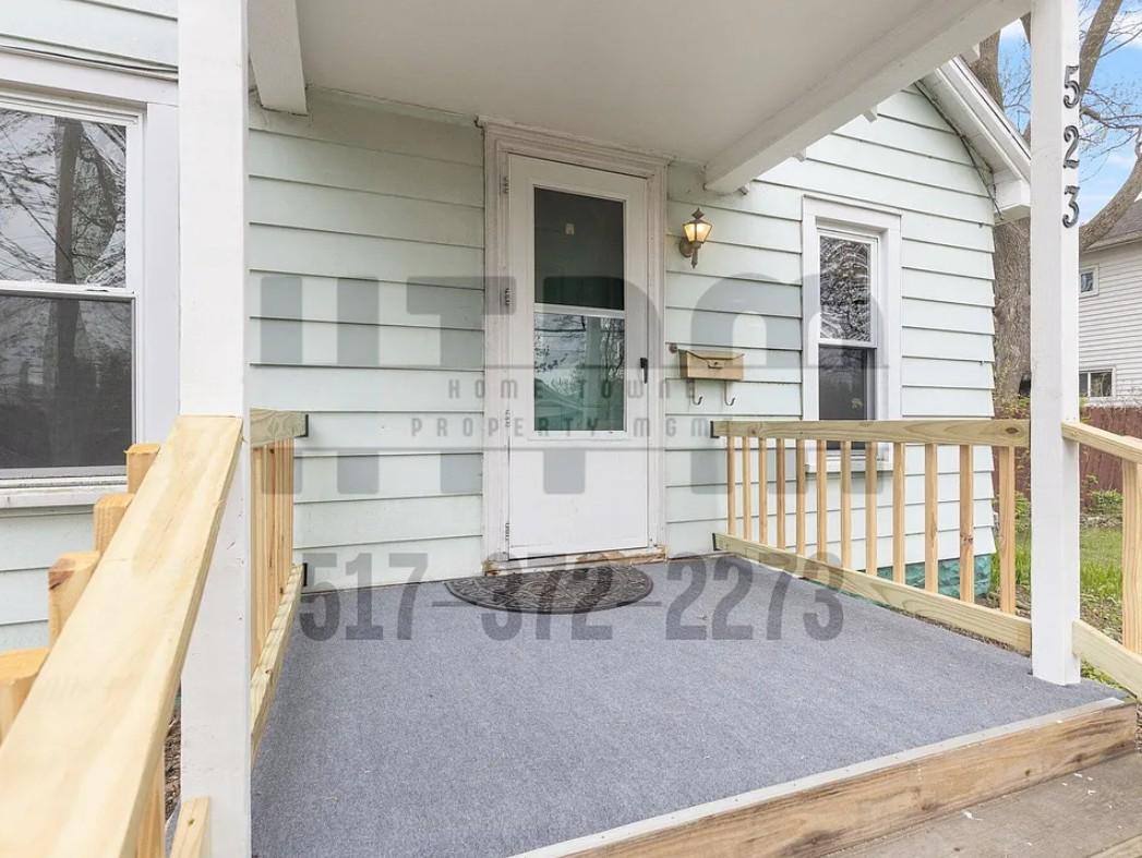 House for rent at 523 W Hodge Ave, Lansing, MI 48910