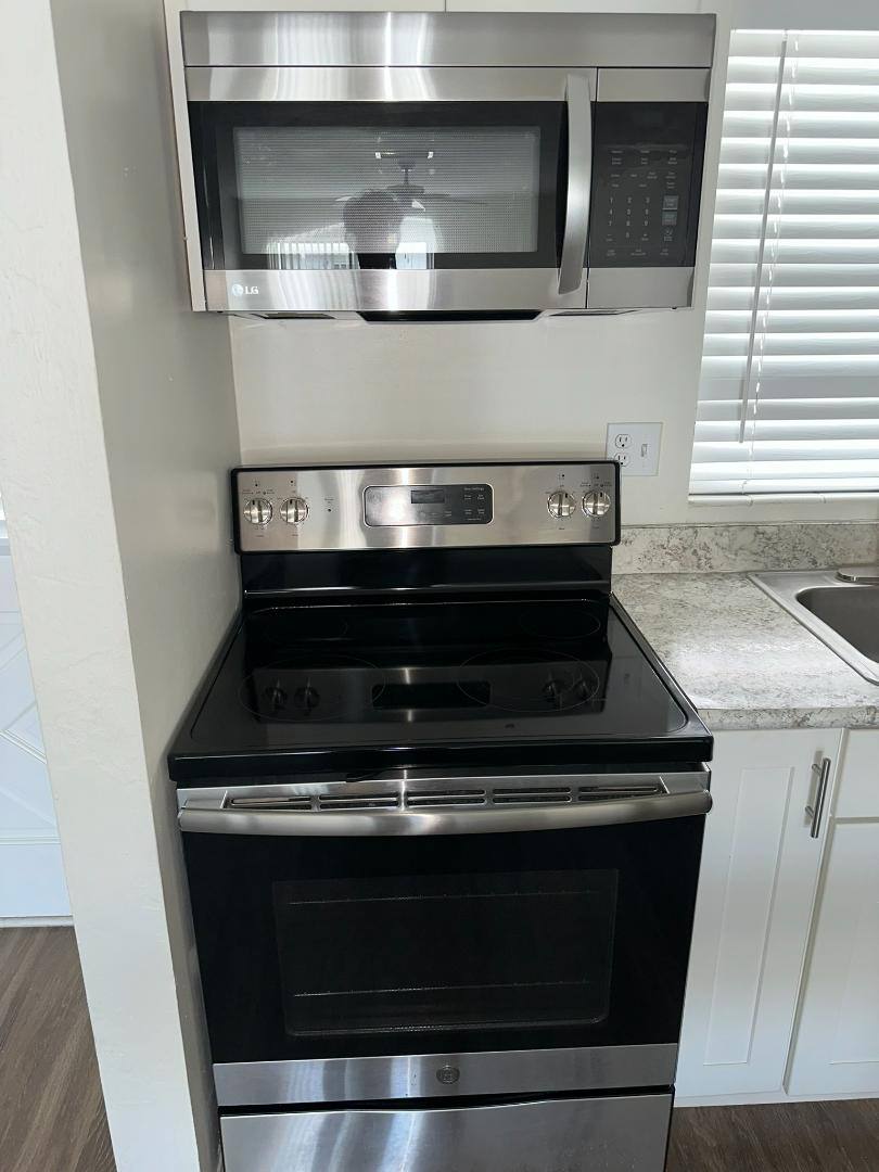 Apartment for rent at 424 N Grandview Ave #424 18, Daytona Beach, FL 32118