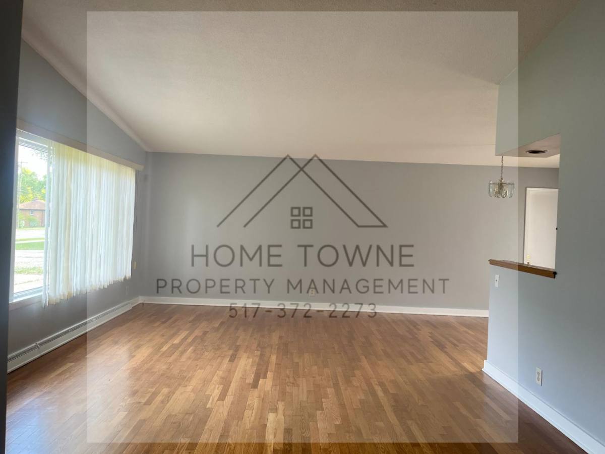 House for rent at 1909 Haslett Rd St, Haslett, MI 48840